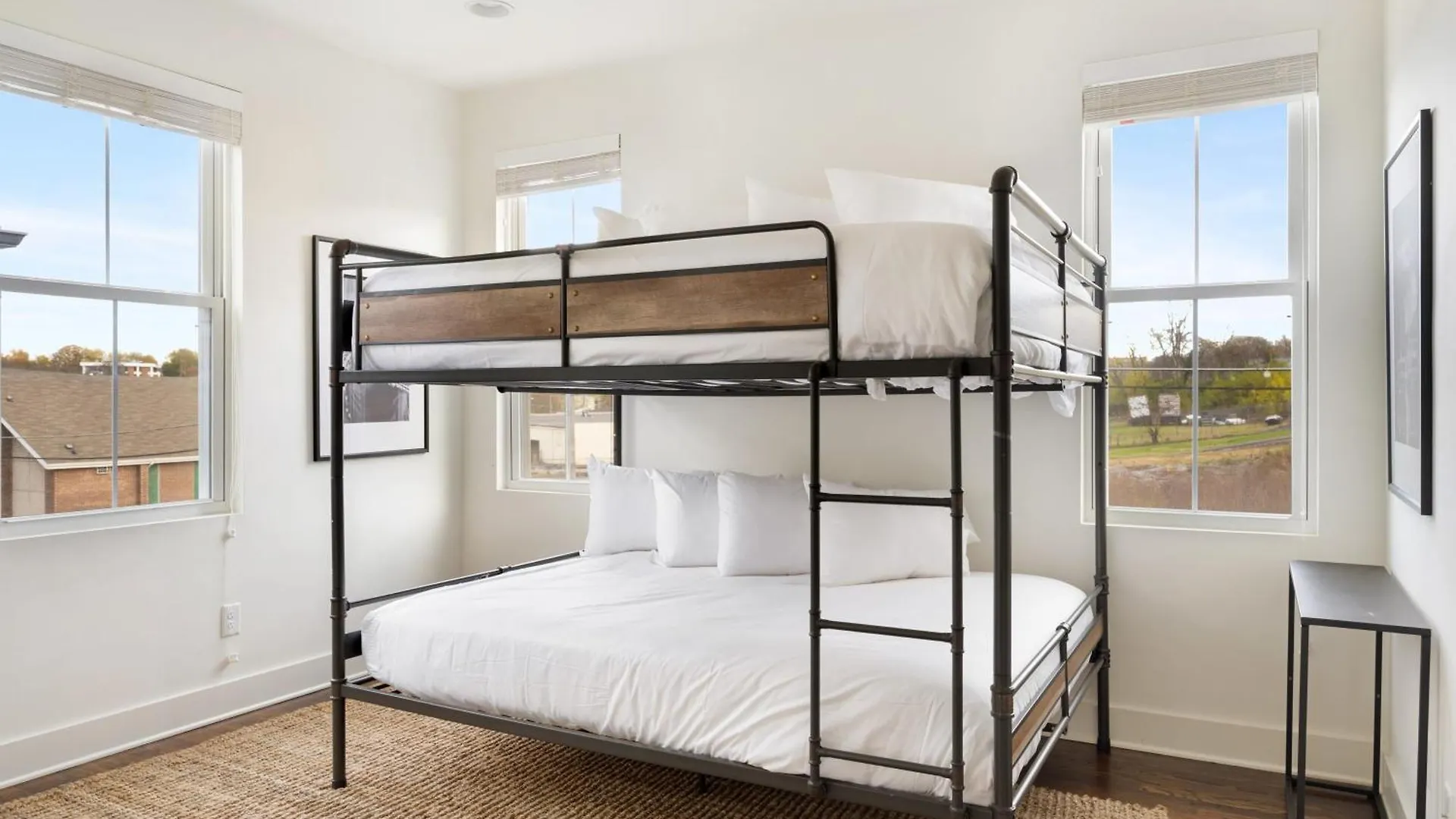 Hart Suite Buyout 2 By Avantstay Two Nashville Town Houses W Stunning Amenities Design